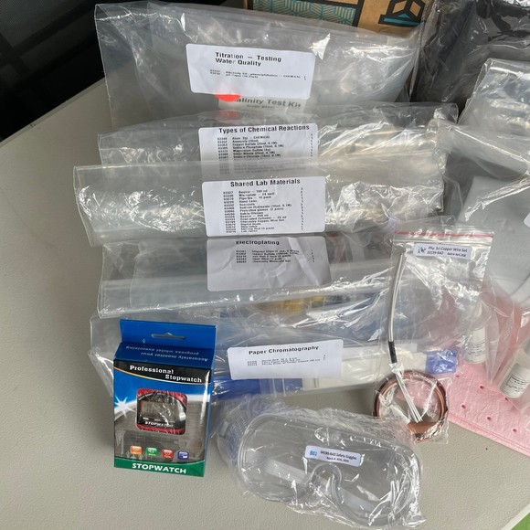 K12 chemistry science kit in original packaging - Picture 11 of 12